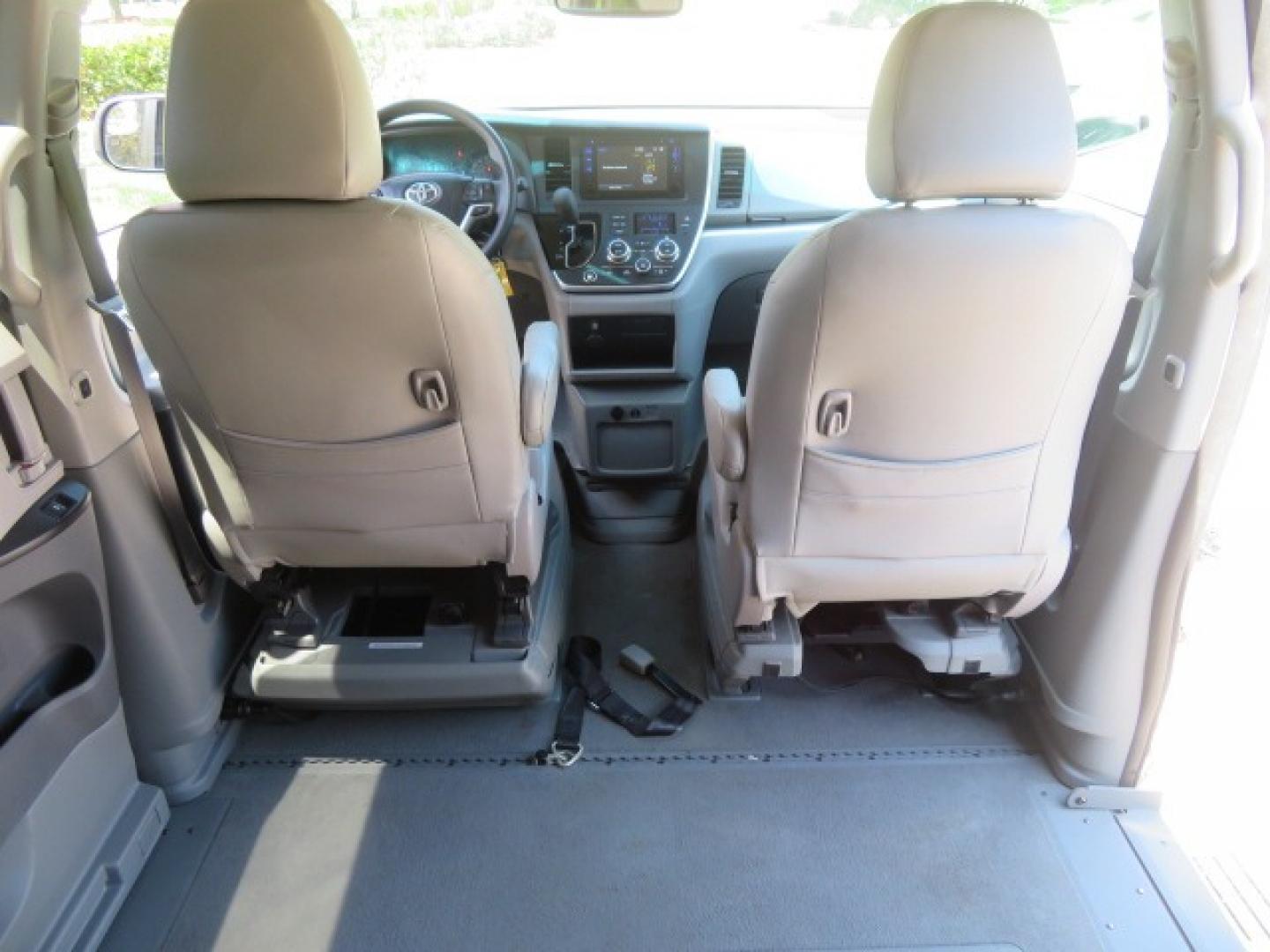 2016 White /Gray Toyota Sienna (5TDKK3DC8GS) , located at 4301 Oak Circle #19, Boca Raton, FL, 33431, (954) 561-2499, 26.388861, -80.084038 - You are looking at Gorgeous Low Mileage 2016 Toyota Sienna LE Braunability XT Handicap Van Wheelchair Van Conversion Van with 26K Original Miles, Power Side Entry Ramp with Kneeling Van Function, Passenger Side Quick Lock System (same as ez lock), Quick Release Front Seats, Floor with L Tracks, Leat - Photo#40